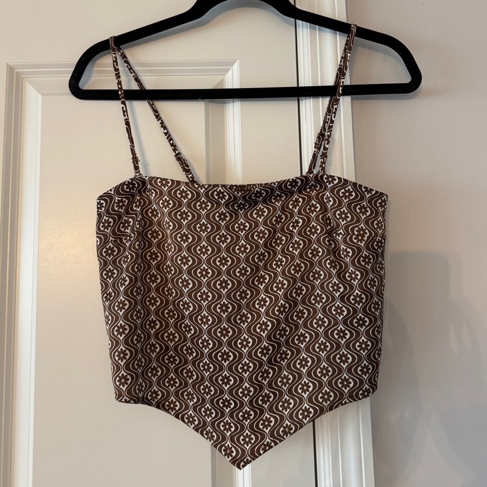 Hollister Brown and White Patterned Handkerchief Hem Crop Top